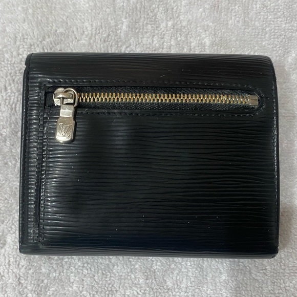 Louis Vuitton Epi Noir Tri-Fold Wallet - Picture 7 of 11